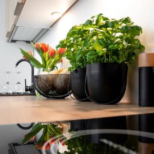 Obrazek Szafka kuchenna Denis dk60 czarny mat/biały 