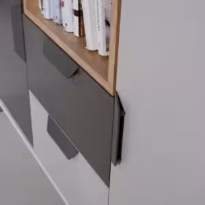 Obrazek Regał Joker 4 Biały/Grafit/Szary/Dąb Lefkas