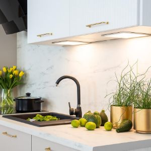 Obrazek Szafka kuchenna Kate w60/68 slim pl z okapem czarnym biały