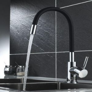 Obrazek Bateria zlewozmywakowa elastyczna Samba czarna