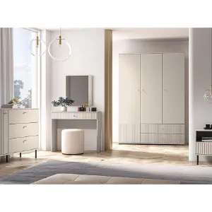 Obrazek Szafa trzydrzwiowa Sophie 22 cashmere