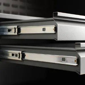 Obrazek Szafa Szymon metalowa antracyt/czerwony