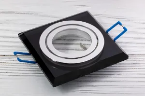 Obrazek Oprawa podtynkowa Arian kwadratowa czarna