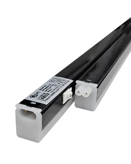 Obrazek Oprawa LED Q-63AB T5 CUBE LINE 9W 4200K czarna